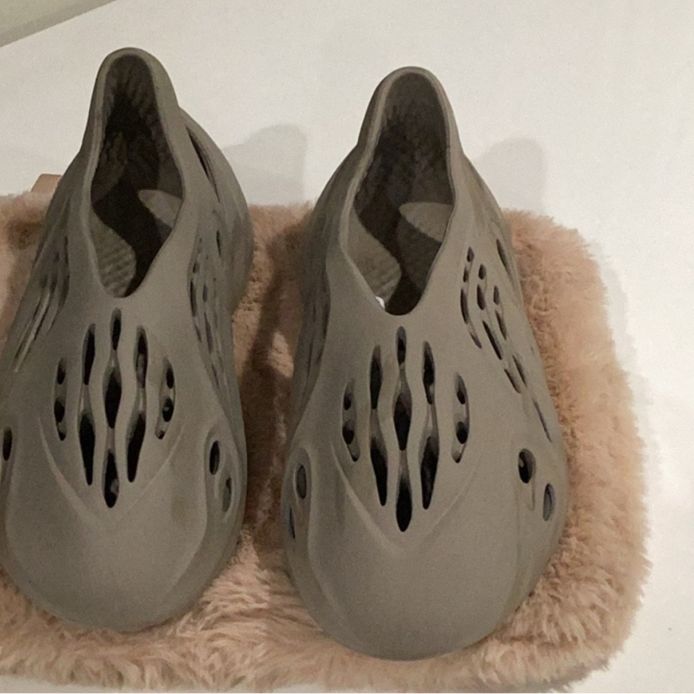 Stylish Women's Slip-On Shoes in Tan